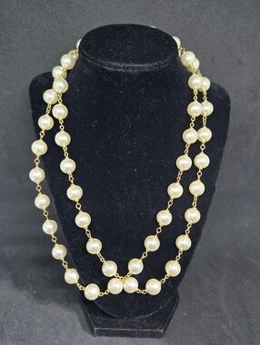 Vtg Napier Faux Pearl Gold Tone Necklace